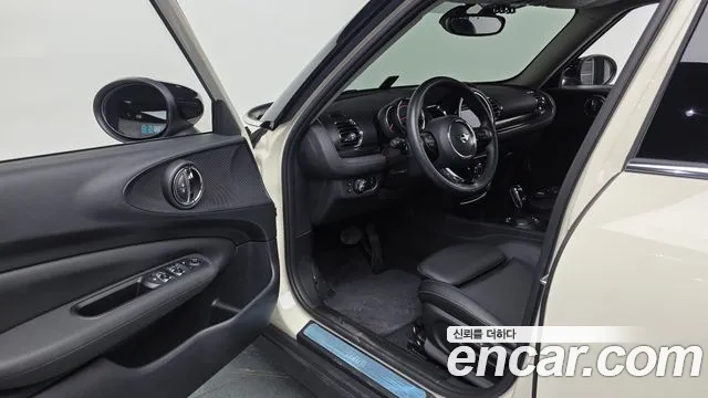 MINI Clubman 2021 thumb 10