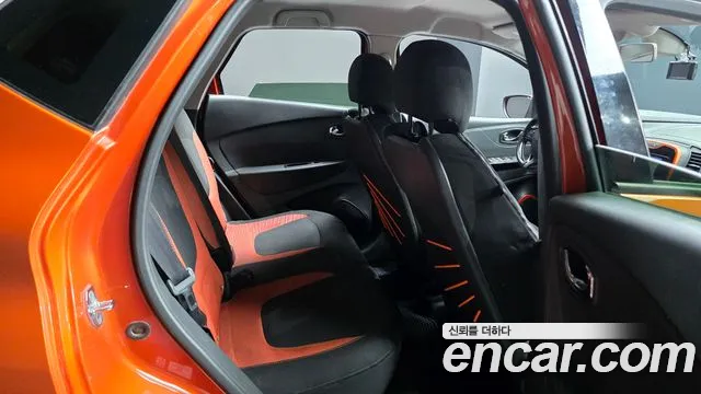 Renault-KoreaSamsung Captur 2013 thumb 12