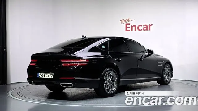 Genesis G80 2021 thumb 2