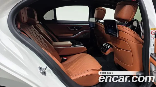 Mercedes-Benz S-Класс 2023 thumb 12