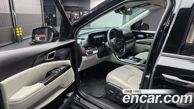 Kia Carnival 2023 thumb 9