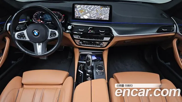 BMW 5-Series 2023 thumb 6