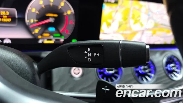 Mercedes-Benz CLS-Class 2020 thumb 9
