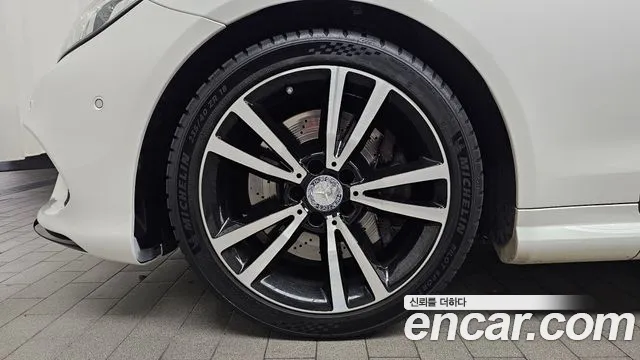 Mercedes-Benz E-Класс 2015 thumb 5