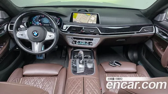 BMW 7-Series 2022 thumb 6