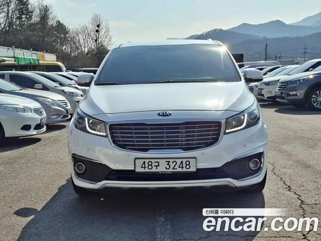 Kia Carnival 2017 thumb 3
