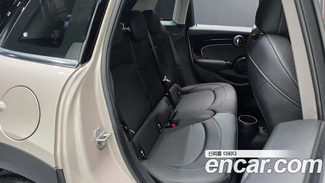 MINI Hatch 2024 thumb 10