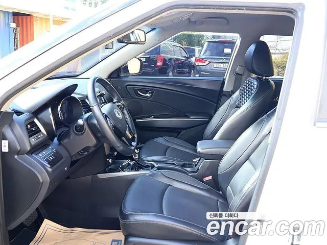KG_Mobility_Ssangyong TIBOLI 2019 thumb 10