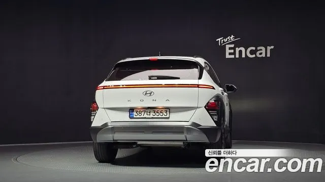 Hyundai Kona 2023 thumb 4