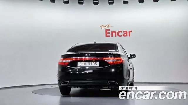 Hyundai Grandeur 2013 thumb 4