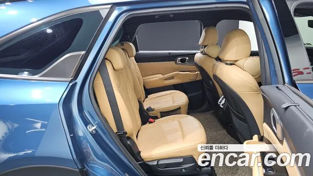 Kia Sorento 2023 thumb 11
