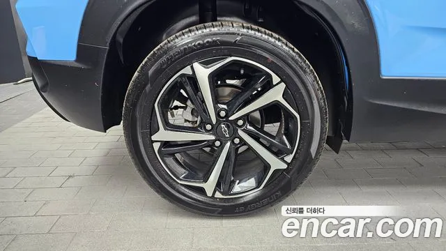 ChevroletGMDaewoo TrailBlazer 2024 thumb 5