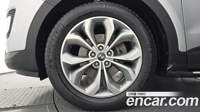 Hyundai Santa Fe 2013 thumb 5