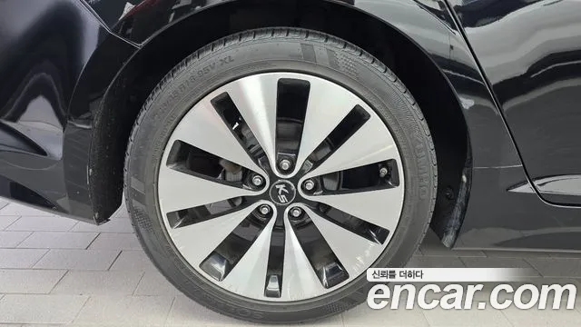 Kia K5 2011 thumb 5
