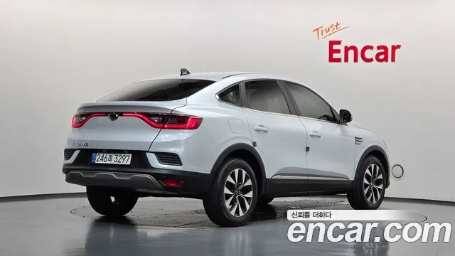 Renault-KoreaSamsung Arkana 2021 thumb 2