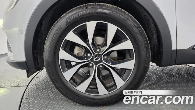 Renault-KoreaSamsung Arkana 2021 thumb 5