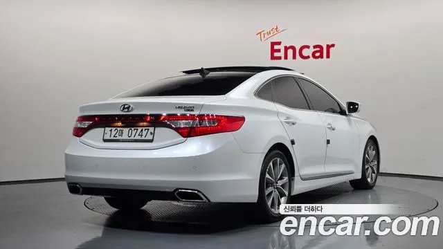 Hyundai Grandeur 2015 thumb 2