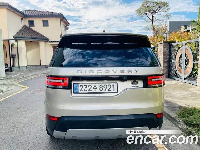 Land Rover Discovery 2017 thumb 5