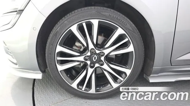 Renault-KoreaSamsung Megane 2020 thumb 5