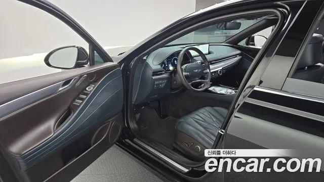 Genesis G80 2022 thumb 9