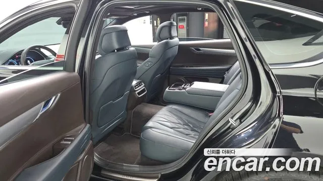 Genesis G80 2022 thumb 10