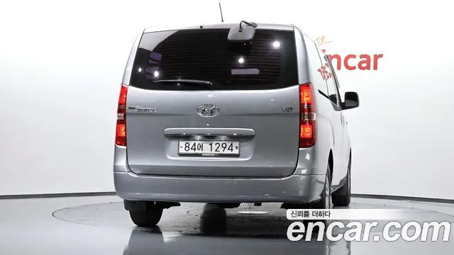 Hyundai Starex 2016 thumb 4