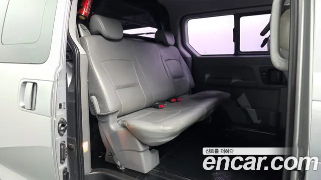 Hyundai Starex 2016 thumb 11