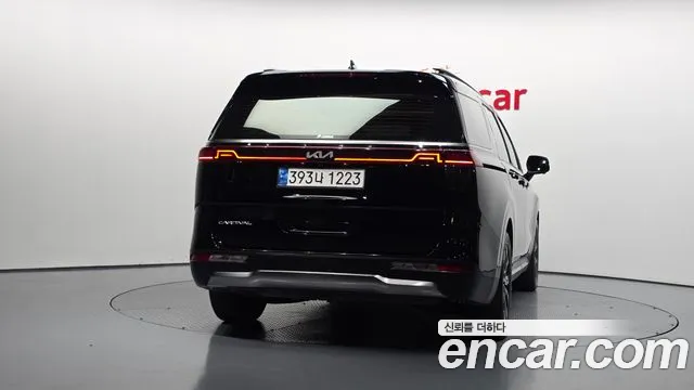 Kia Carnival 2022 thumb 4