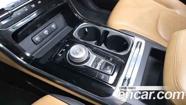 Kia Carnival 2022 thumb 9