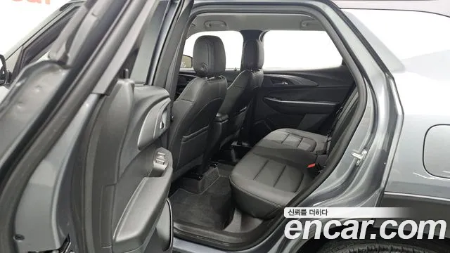 ChevroletGMDaewoo TrailBlazer 2020 thumb 10
