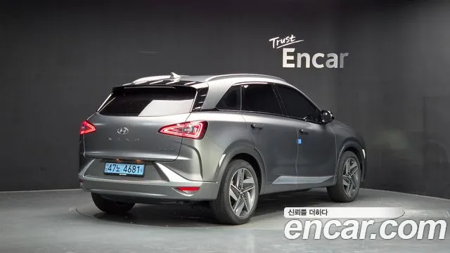 Hyundai Nexo 2023 thumb 2