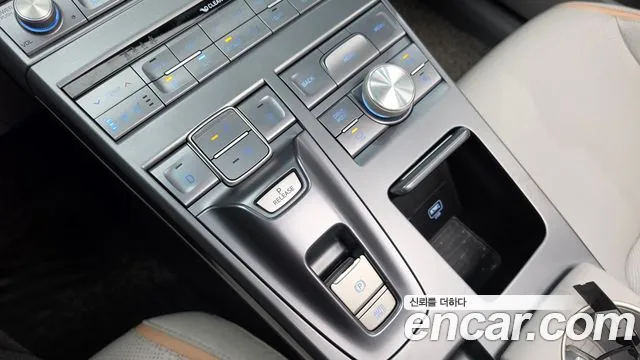 Hyundai Nexo 2023 thumb 9