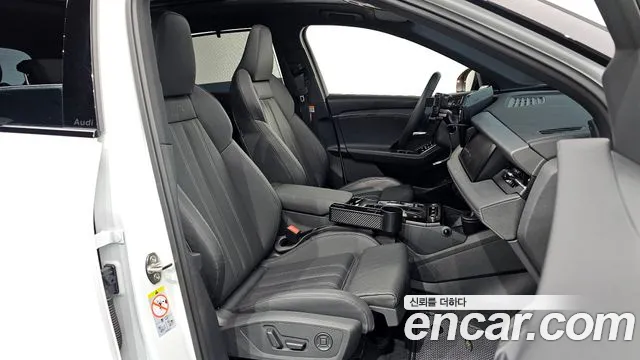 Audi Q6 e-tron 2025 thumb 11