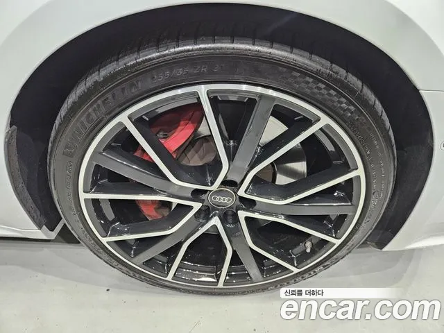 Audi S7 2022 thumb 5