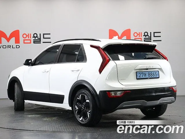 Kia Niro 2022 thumb 4