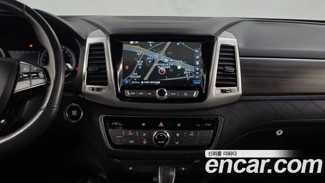 KG_Mobility_Ssangyong Rexton 2018 thumb 12