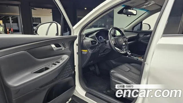 Hyundai Santa Fe 2019 thumb 10
