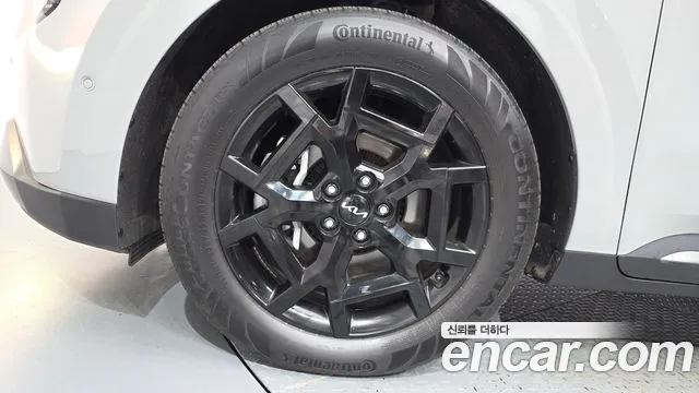 Kia Carnival 2024 thumb 5