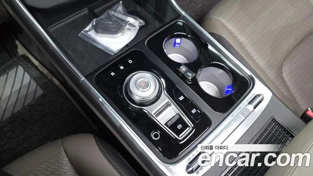 Kia Carnival 2024 thumb 9