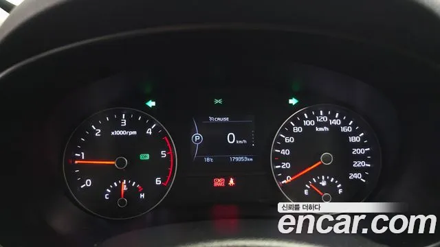 Kia Sportage 2016 thumb 8