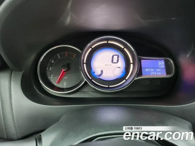 Renault-KoreaSamsung Fluence 2013 thumb 8