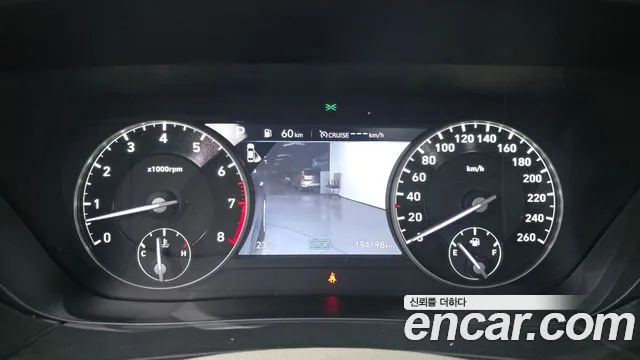 Genesis G90 2019 thumb 8