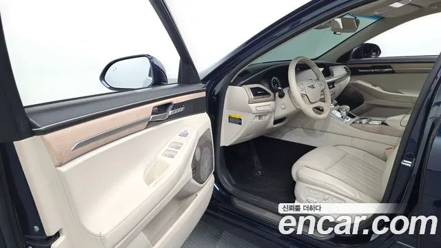 Genesis G90 2019 thumb 10