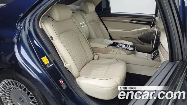 Genesis G90 2019 thumb 12