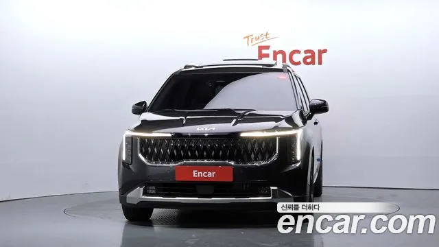 Kia Carnival 2024 thumb 3