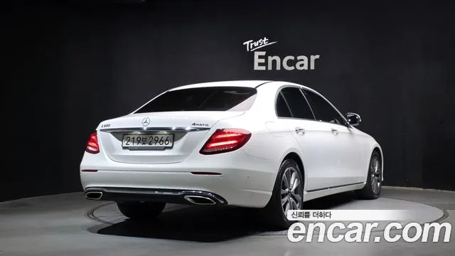 Mercedes-Benz E-Класс 2019 thumb 2