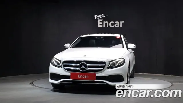 Mercedes-Benz E-Класс 2019 thumb 3