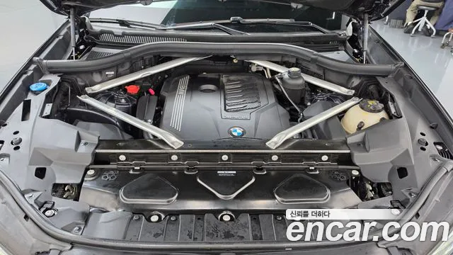 BMW X6 2022 thumb 6
