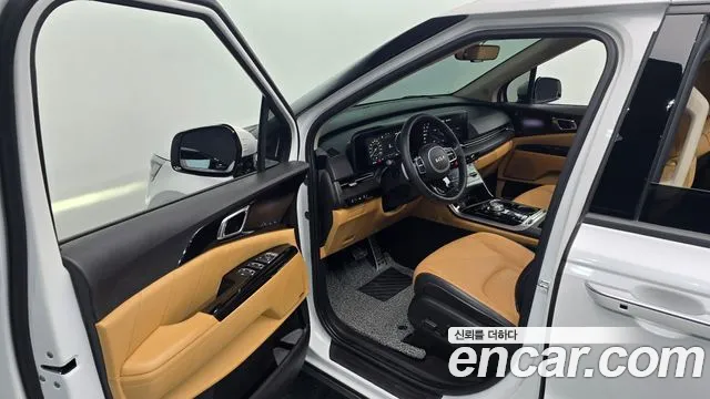 Kia Carnival 2022 thumb 10