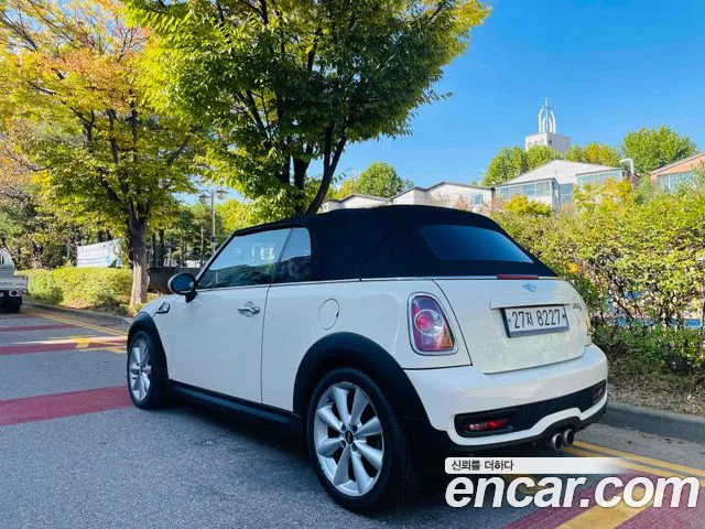 MINI Cooper Convertible 2011 thumb 4